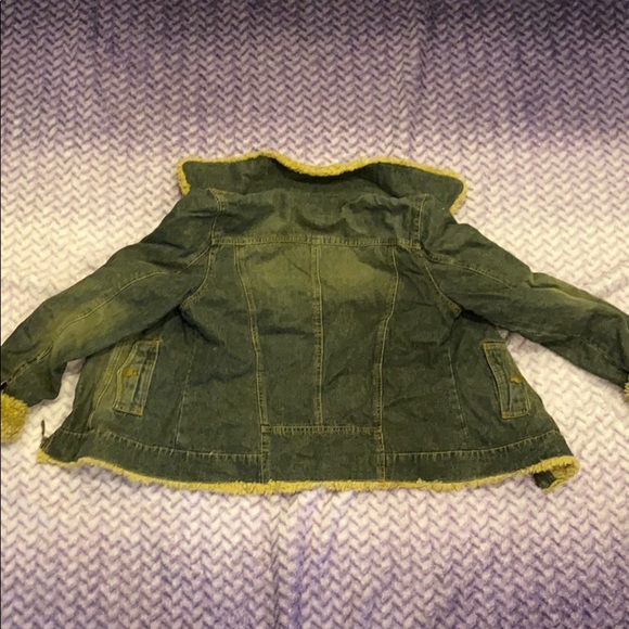 Jean Jacket lined with Fake Fur - Picture 3 of 3